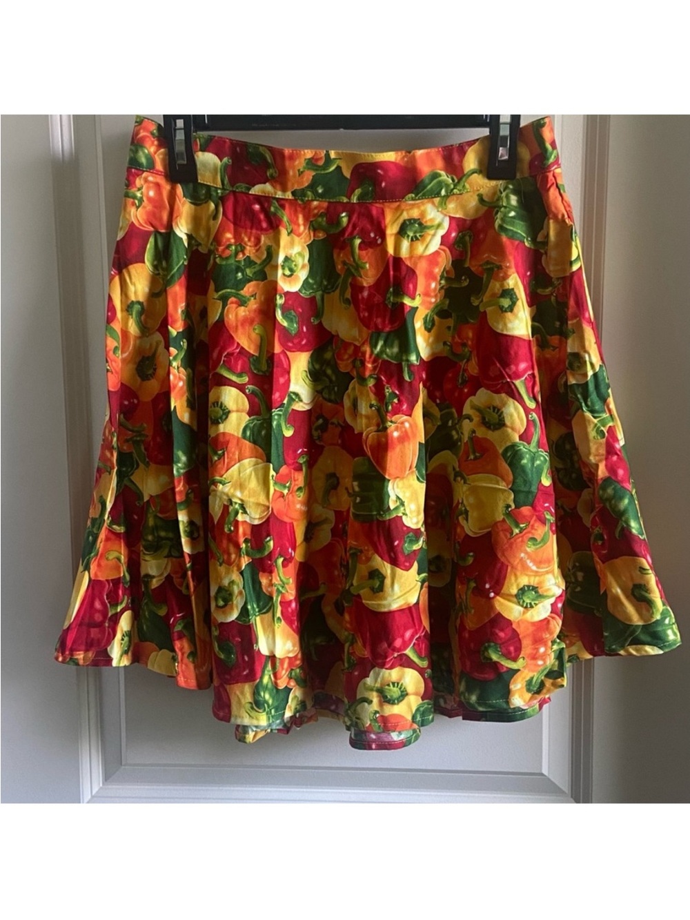 Retrolicious Bell Pepper Circle Skirt - Yellow, Red & Green